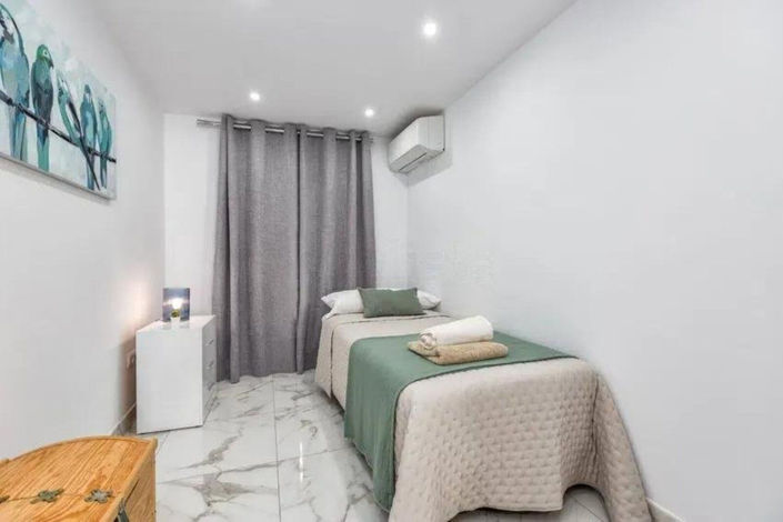 Image No.10-3 Bed Apartment for sale