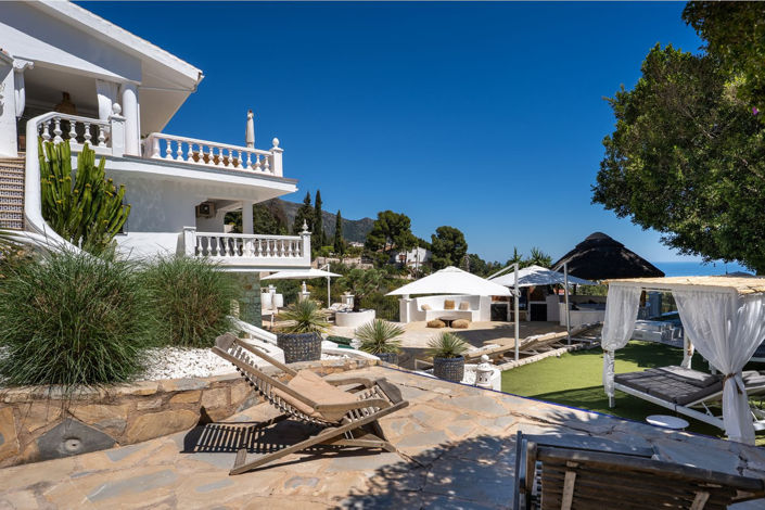 Image No.14-11 Bed Villa for sale