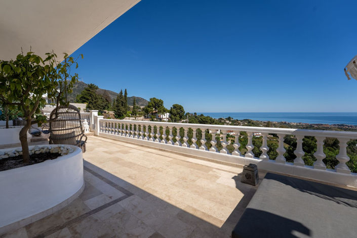 Image No.29-11 Bed Villa for sale