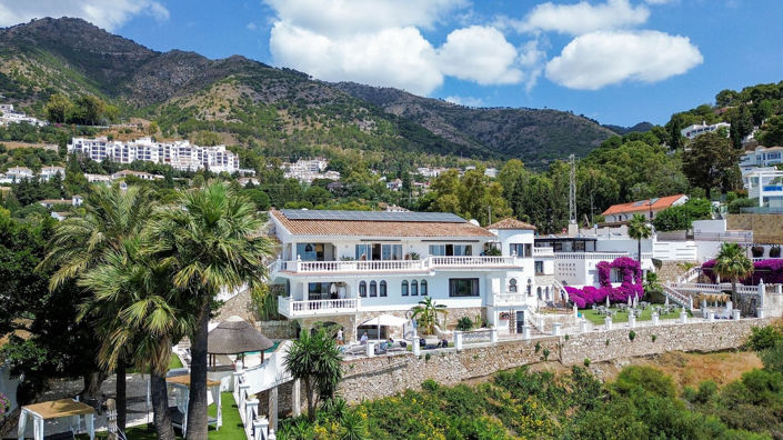 Image No.5-11 Bed Villa for sale