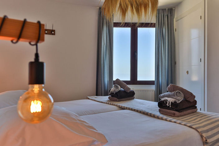 Image No.58-11 Bed Villa for sale