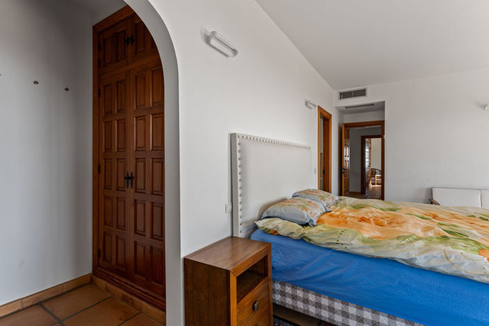Image No.32-3 Bed Villa for sale