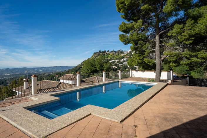 Image No.35-3 Bed Villa for sale