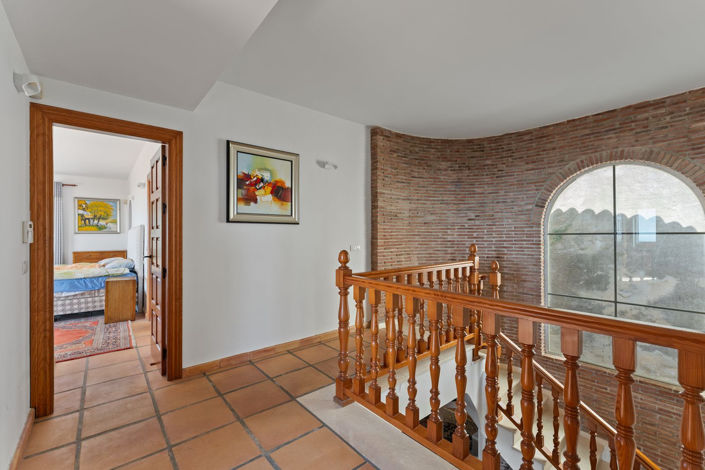 Image No.49-3 Bed Villa for sale