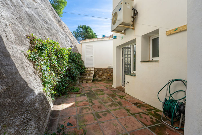 Image No.9-3 Bed Villa for sale
