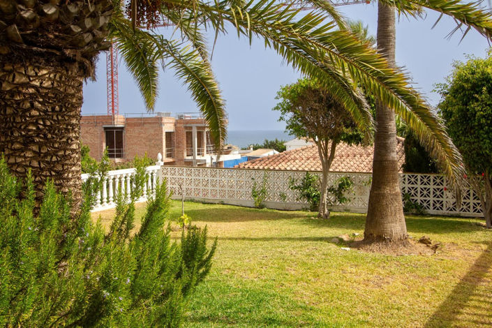 Image No.36-5 Bed Villa for sale