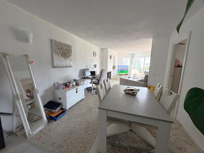 Image No.11-2 Bed Apartment for sale