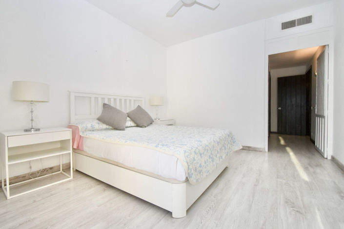 Image No.21-1 Bed Apartment for sale