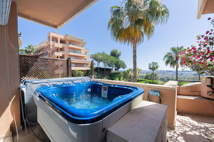 Image No.17-3 Bed Apartment for sale