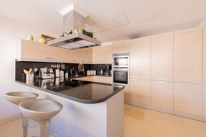 Image No.20-3 Bed Apartment for sale