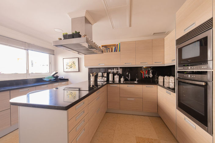 Image No.21-3 Bed Apartment for sale