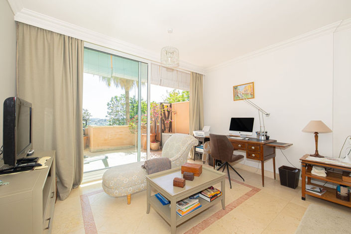 Image No.27-3 Bed Apartment for sale