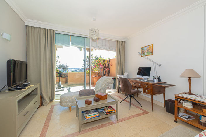 Image No.32-3 Bed Apartment for sale