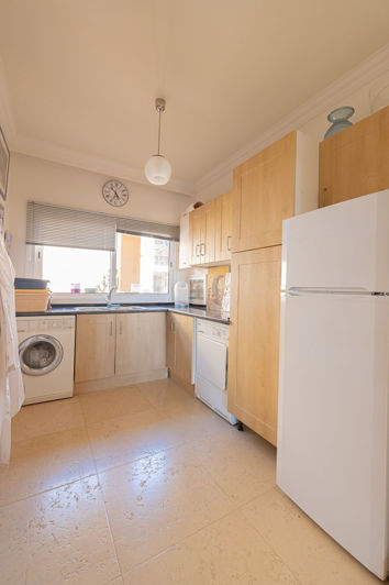 Image No.50-3 Bed Apartment for sale