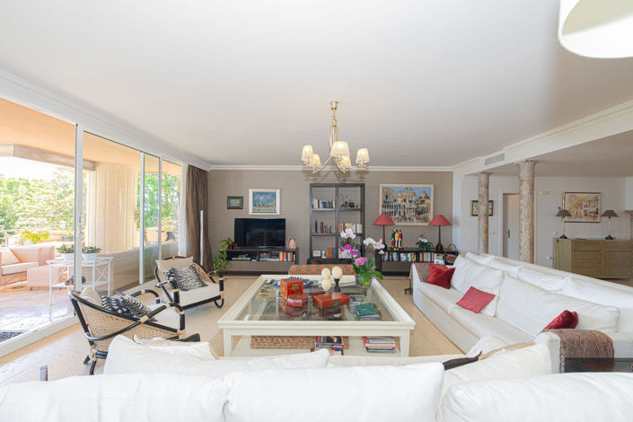 Image No.9-3 Bed Apartment for sale