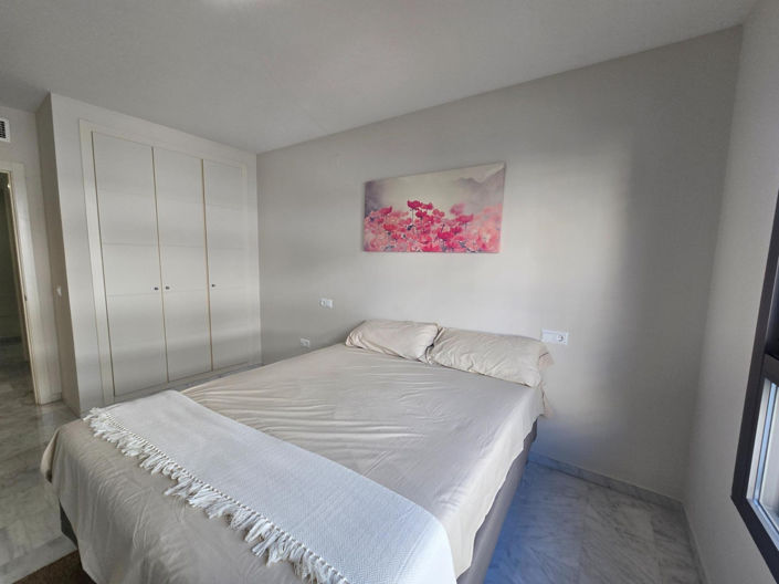 Image No.10-1 Bed Apartment for sale