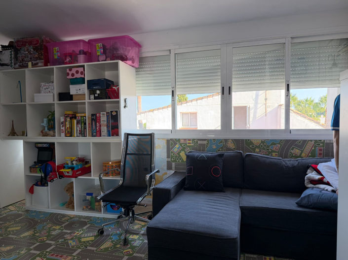 Image No.18-3 Bed Semi-Detached for sale