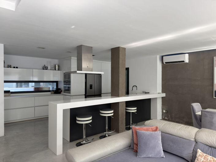 Image No.20-3 Bed Semi-Detached for sale