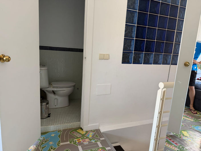 Image No.26-3 Bed Semi-Detached for sale