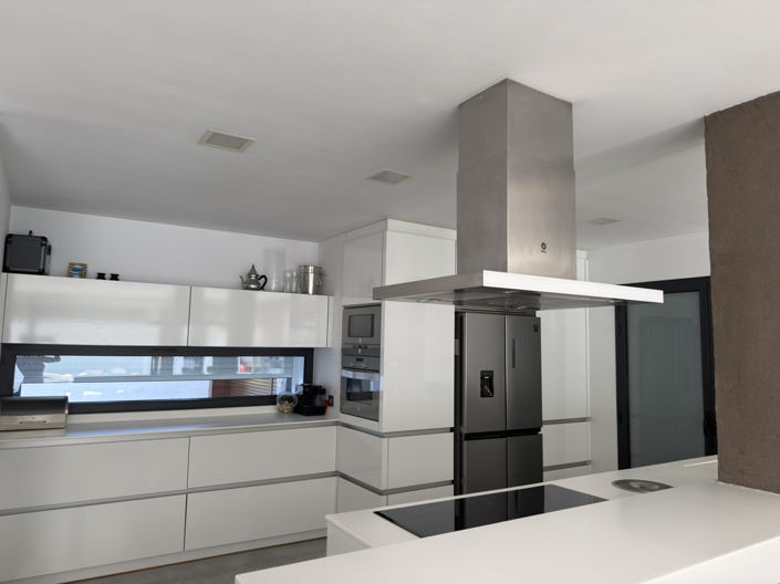 Image No.33-3 Bed Semi-Detached for sale