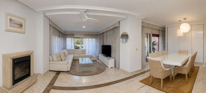 Image No.5-5 Bed Townhouse for sale