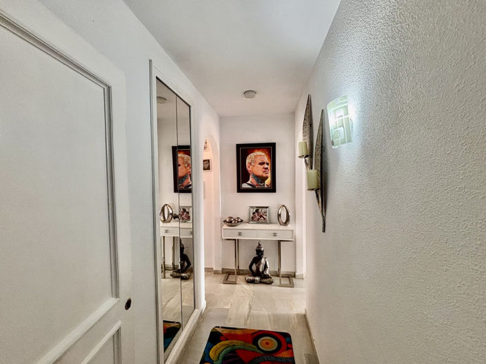 Image No.21-2 Bed Apartment for sale