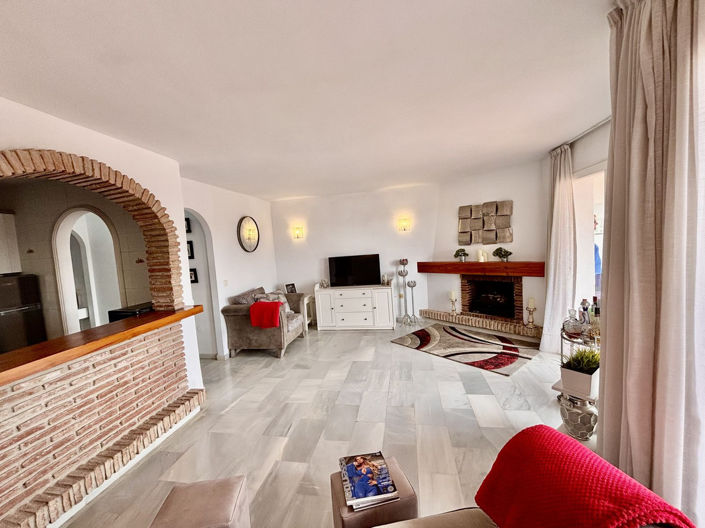 Image No.30-2 Bed Apartment for sale