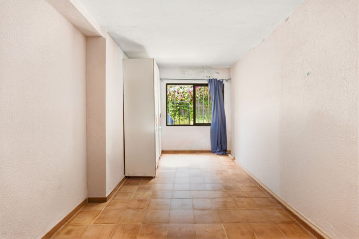 Image No.6-2 Bed Villa for sale