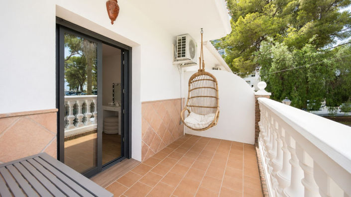 Image No.31-9 Bed Semi-Detached for sale