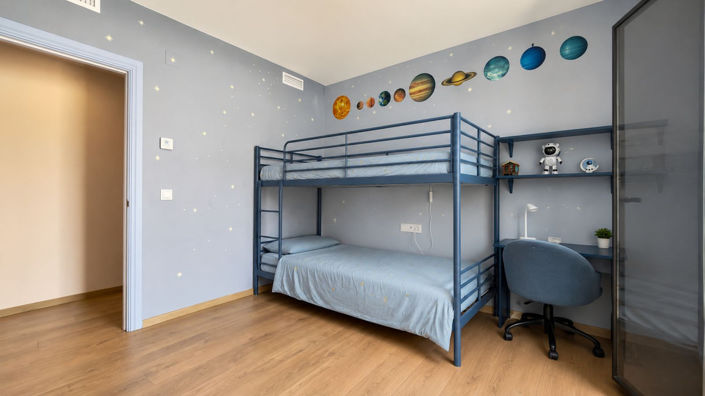 Image No.34-9 Bed Semi-Detached for sale