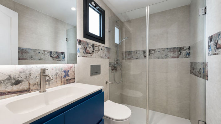 Image No.39-9 Bed Semi-Detached for sale