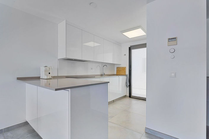 Image No.9-3 Bed Townhouse for sale