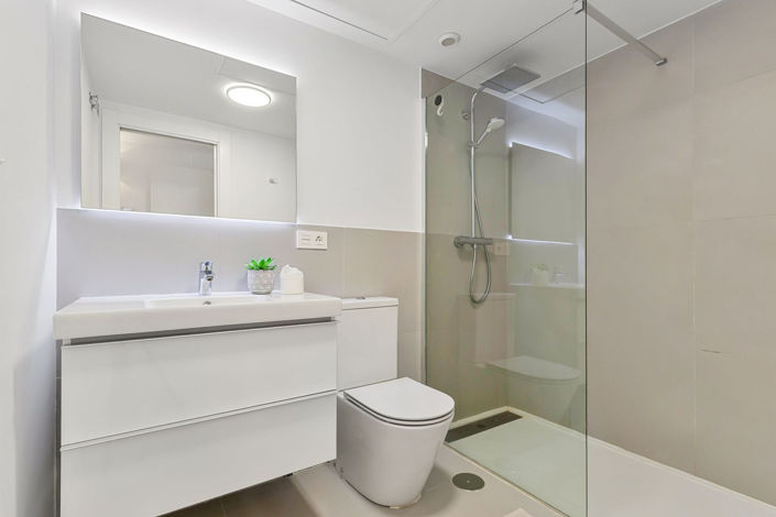 Image No.18-3 Bed Apartment for sale