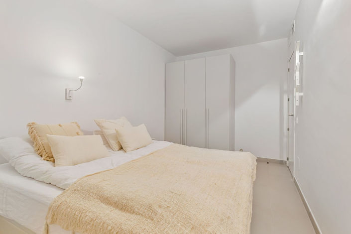 Image No.23-3 Bed Apartment for sale