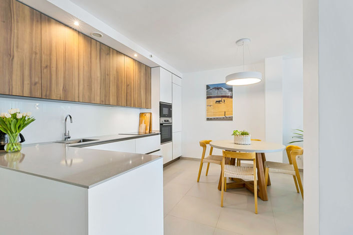 Image No.8-3 Bed Apartment for sale