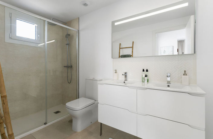 Image No.21-3 Bed Semi-Detached for sale