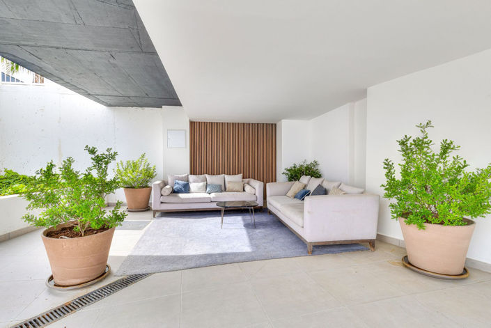 Image No.38-3 Bed Semi-Detached for sale
