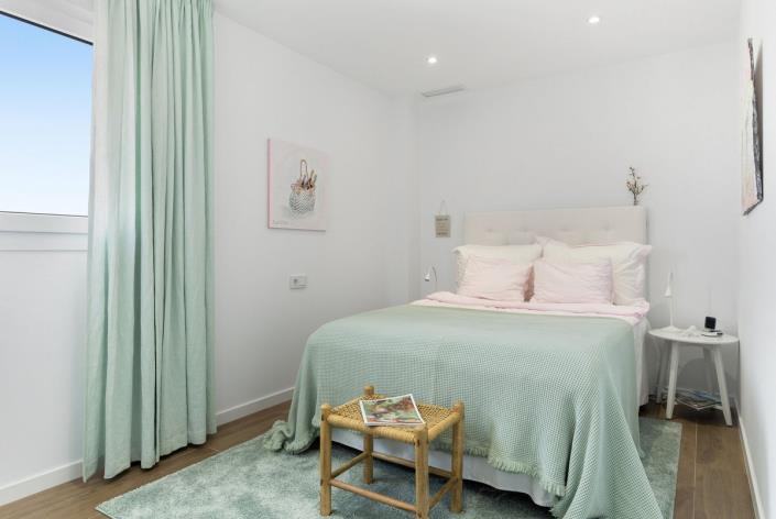 Image No.23-3 Bed House for sale