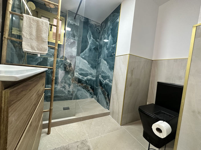Image No.24-2 Bed Apartment for sale