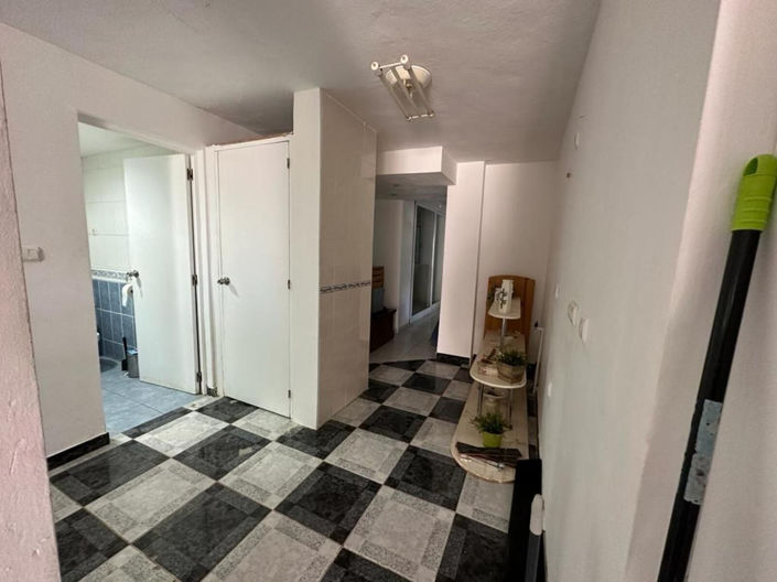 Image No.17-3 Bed Apartment for sale