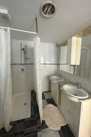 Image No.19-3 Bed Apartment for sale
