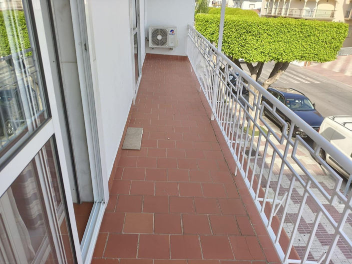 Image No.20-3 Bed Apartment for sale