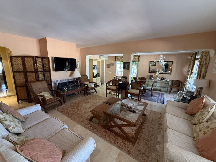Image No.10-3 Bed Villa for sale