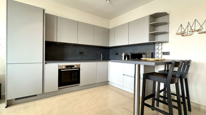 Image No.23-2 Bed Apartment for sale