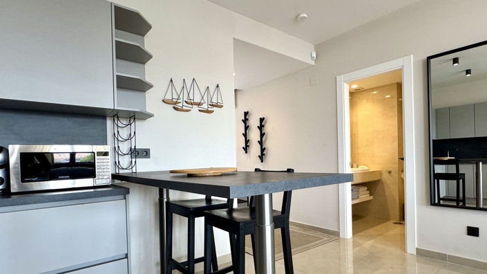 Image No.25-2 Bed Apartment for sale