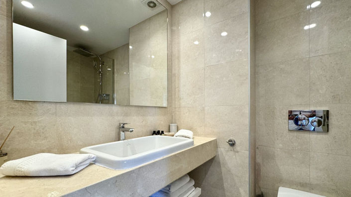 Image No.36-2 Bed Apartment for sale