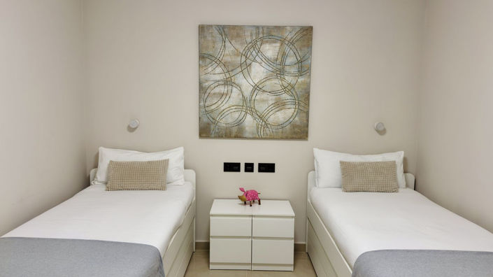 Image No.42-2 Bed Apartment for sale