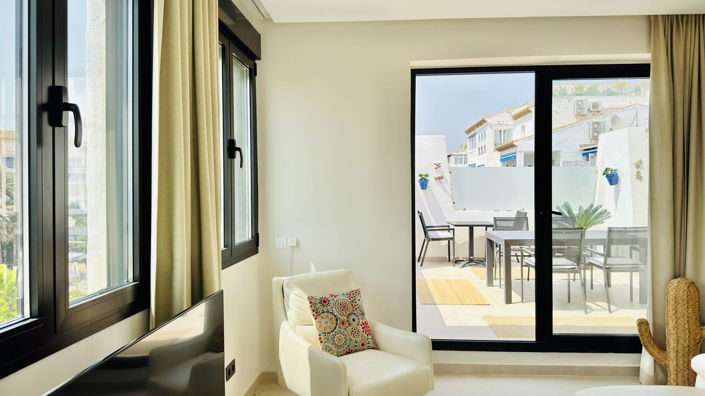 Image No.9-2 Bed Apartment for sale