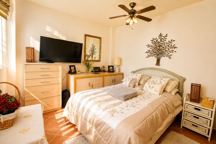 Image No.18-2 Bed Apartment for sale