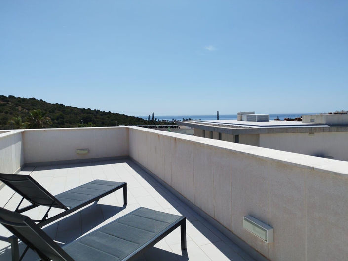 Image No.32-2 Bed Apartment for sale